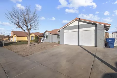 37710 52nd St E St, Palmdale, CA 93552 photo 1