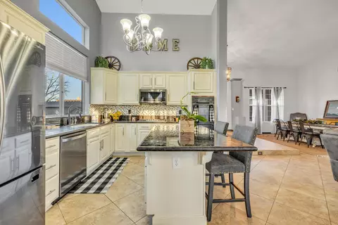43241 Haven Pl, Lancaster, CA 93536 photo 16