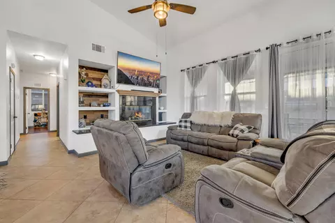 43241 Haven Pl, Lancaster, CA 93536 photo 11