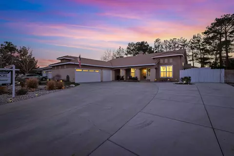43241 Haven Pl, Lancaster, CA 93536 photo 4
