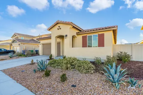 45031 W 43rd St, Lancaster, CA 93536 photo 2