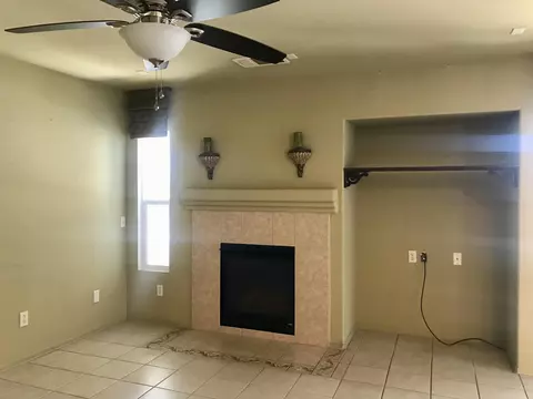 1836 Thomas Dr, Lancaster, CA 93535 photo 19