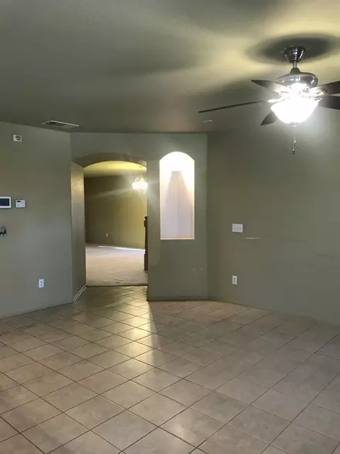 1836 Thomas Dr, Lancaster, CA 93535 photo 22