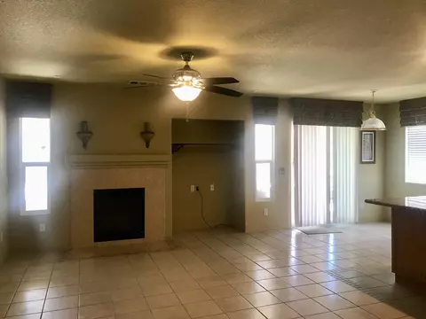 1836 Thomas Dr, Lancaster, CA 93535 photo 17