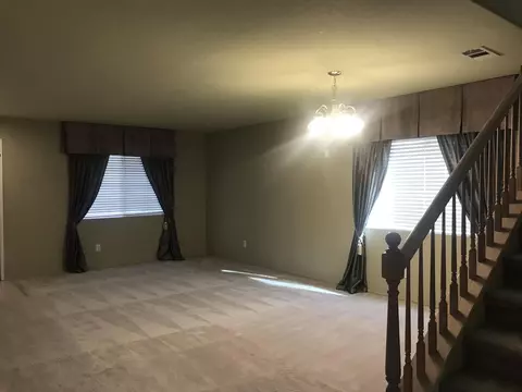 1836 Thomas Dr, Lancaster, CA 93535 photo 8