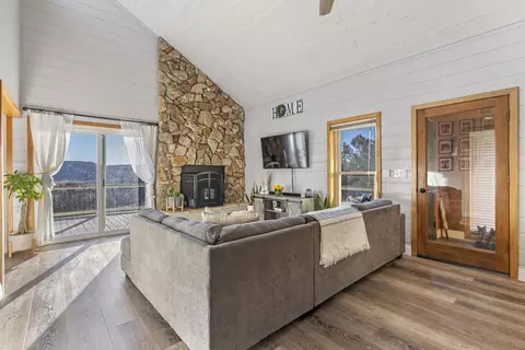 24600 Deertrail Dr, Tehachapi, CA 93561 photo 10