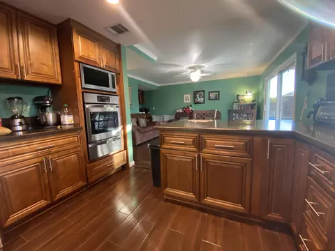 38613 28th St E, Palmdale, CA 93550 photo 12