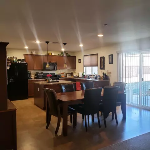 1237 Cambridge Ct, Lancaster, CA 93535 photo 11