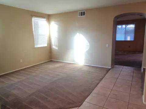 44049 W 47th St, Lancaster, CA 93536 photo 3
