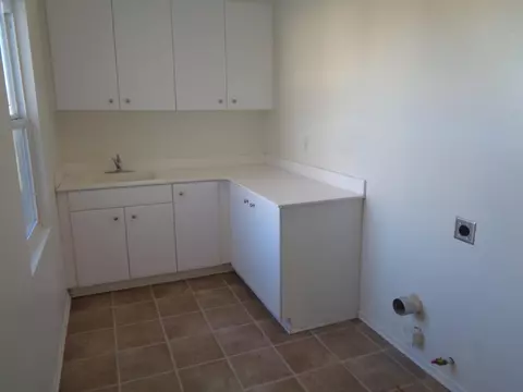 44049 W 47th St, Lancaster, CA 93536 photo 16