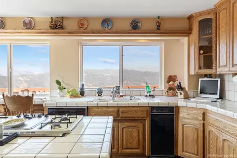 26700 Oakflat Dr, Tehachapi, CA 93561 photo 12