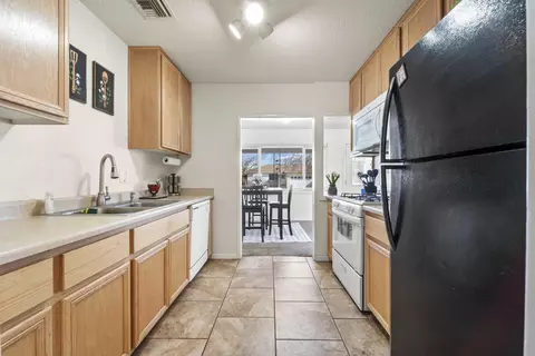 45425 Date Ave, Lancaster, CA 93534 photo 11