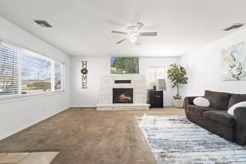 45425 Date Ave, Lancaster, CA 93534 photo 4