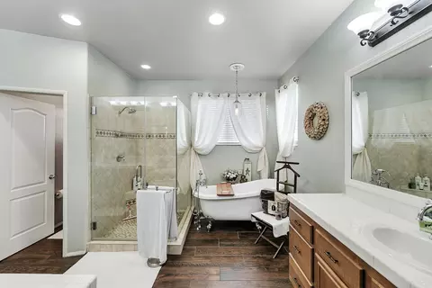 4054 Jonathon St, Lancaster, CA 93536 photo 32