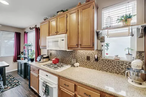 4054 Jonathon St, Lancaster, CA 93536 photo 15