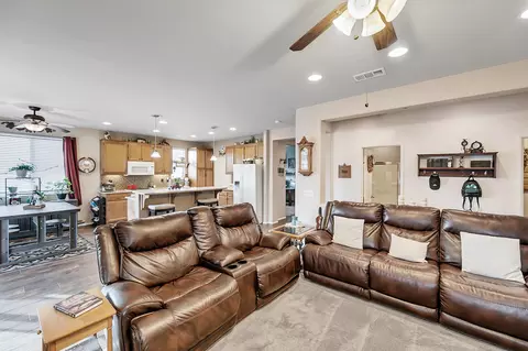 4054 Jonathon St, Lancaster, CA 93536 photo 21