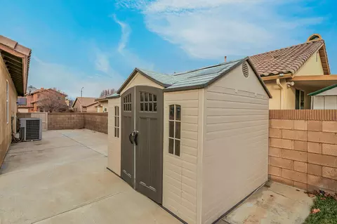 4054 Jonathon St, Lancaster, CA 93536 photo 46