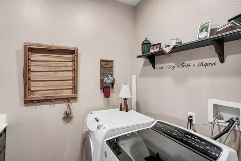 4054 Jonathon St, Lancaster, CA 93536 photo 24