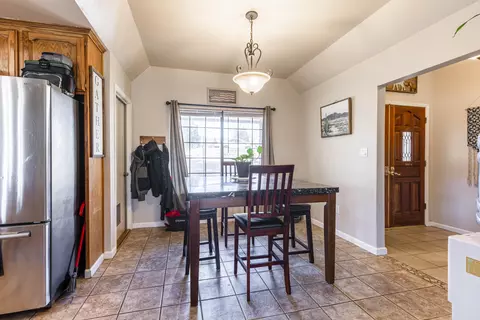 21910 Lily Ct, Tehachapi, CA 93561 photo 6