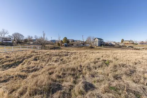 21910 Lily Ct, Tehachapi, CA 93561 photo 26