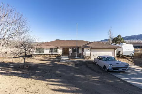 21910 Lily Ct, Tehachapi, CA 93561 photo 1