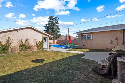 203 B St W, Tehachapi, CA 93561 photo 27