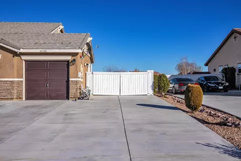 43306 E 16th St, Lancaster, CA 93535 photo 5