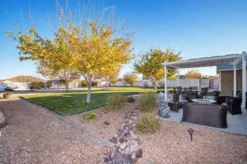43306 E 16th St, Lancaster, CA 93535 photo 40