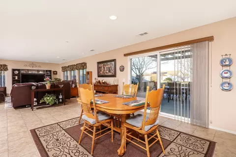 43306 E 16th St, Lancaster, CA 93535 photo 17