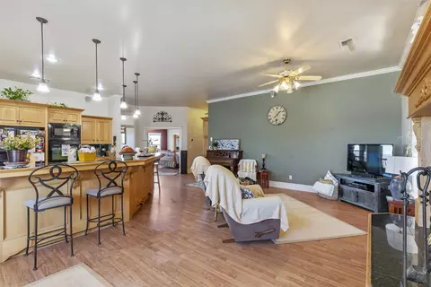 20526 Oak Pass Ave, Tehachapi, CA 93561 photo 18
