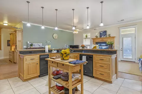 20526 Oak Pass Ave, Tehachapi, CA 93561 photo 16