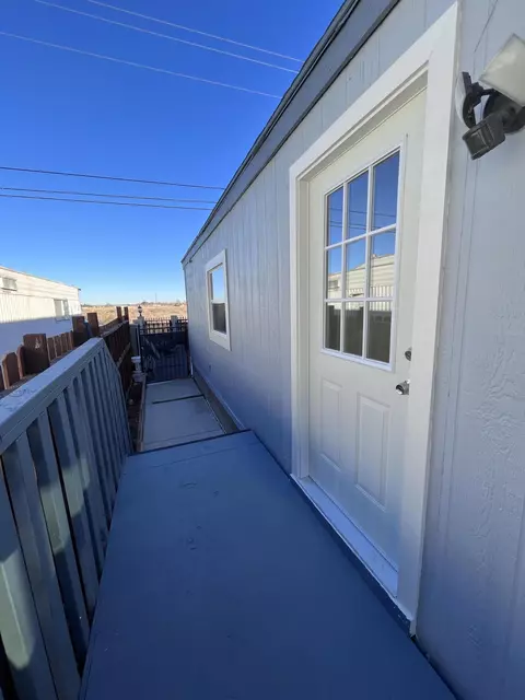 45415 E 28th St E #63, Lancaster, CA 93535 photo 1