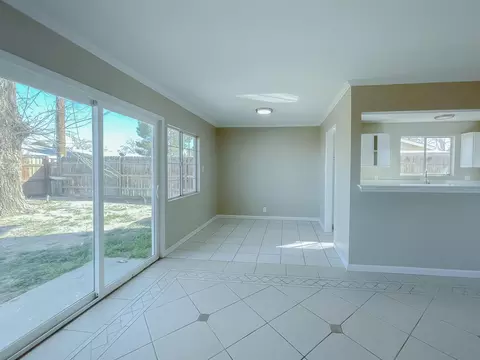 45548 Sancroft Ave, Lancaster, CA 93535 photo 8