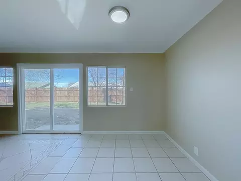 45548 Sancroft Ave, Lancaster, CA 93535 photo 7