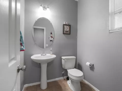 2138 Bosc Ln, Palmdale, CA 93551 photo 7
