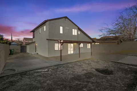 4808 Karling Pl, Palmdale, CA 93552 photo 2