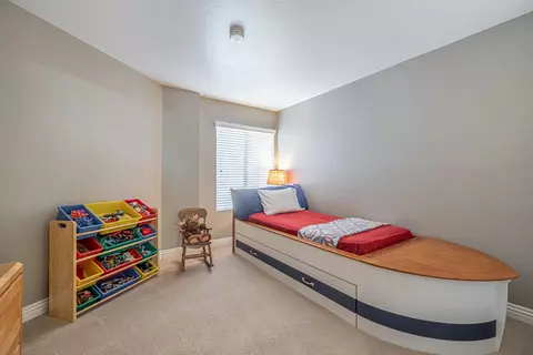 5562 Symphony Ct, Lancaster, CA 93536 photo 39