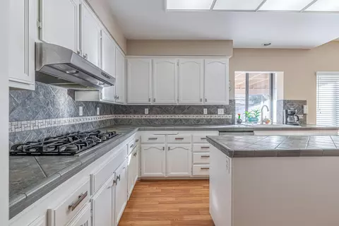 5562 Symphony Ct, Lancaster, CA 93536 photo 11