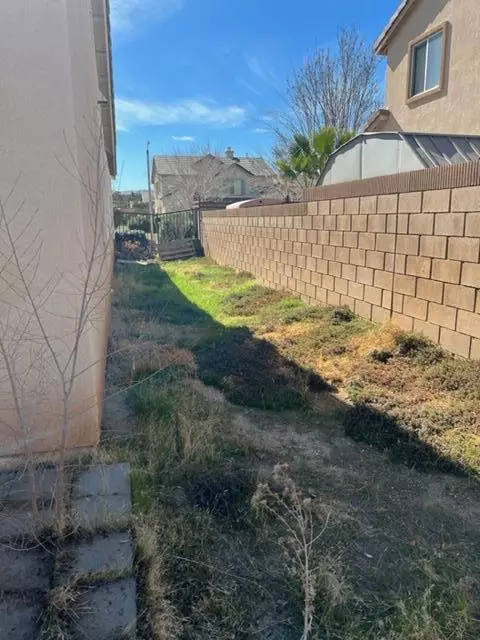 2443 Moonlight Ct, Palmdale, CA 93550 photo 26