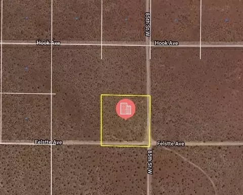 85 Th W St, Rosamond, CA 93560