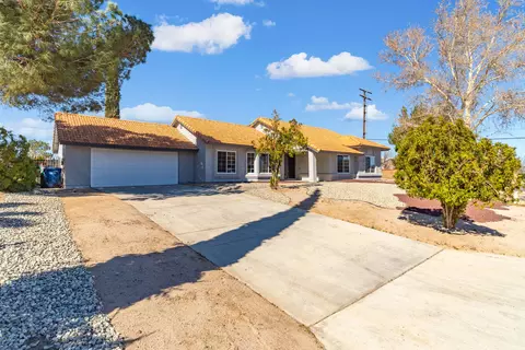 36351 E 43rd St, Palmdale, CA 93552 photo 2
