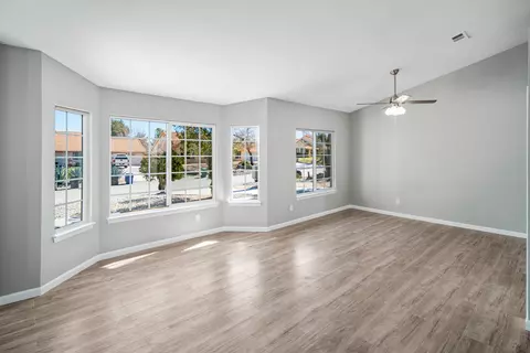 36351 E 43rd St, Palmdale, CA 93552 photo 6