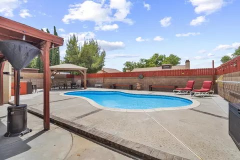 44039 Ruthron Ave, Lancaster, CA 93536 photo 20