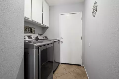 44039 Ruthron Ave, Lancaster, CA 93536 photo 19