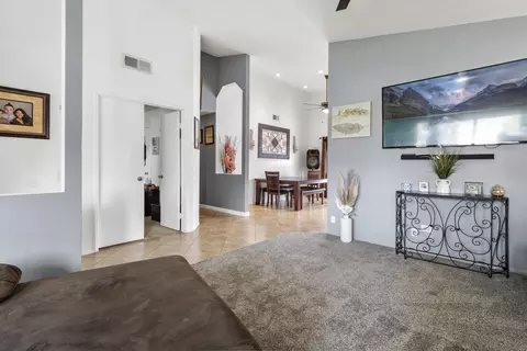 44039 Ruthron Ave, Lancaster, CA 93536 photo 3
