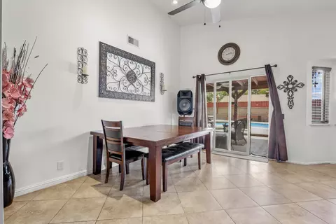 44039 Ruthron Ave, Lancaster, CA 93536 photo 7