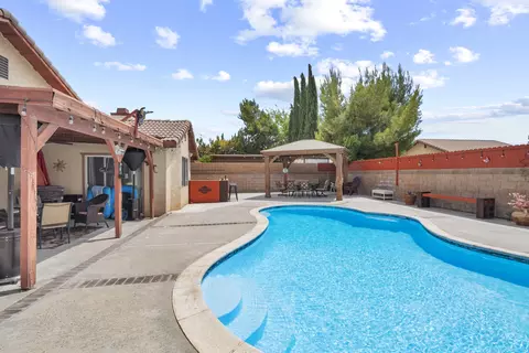 44039 Ruthron Ave, Lancaster, CA 93536 photo 21