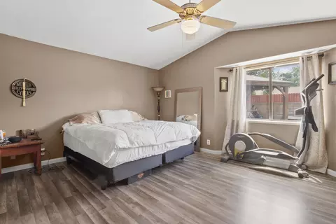 44039 Ruthron Ave, Lancaster, CA 93536 photo 8