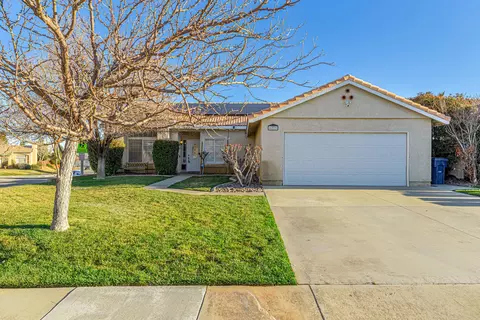 6273 W Ave L 6, Lancaster, CA 93536 photo 1