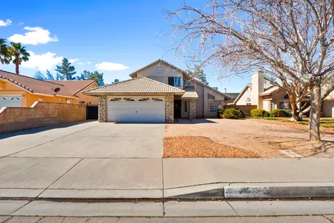43523 E 11th St, Lancaster, CA 93535 photo 3